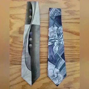 Set of 2 Silk ties EUC